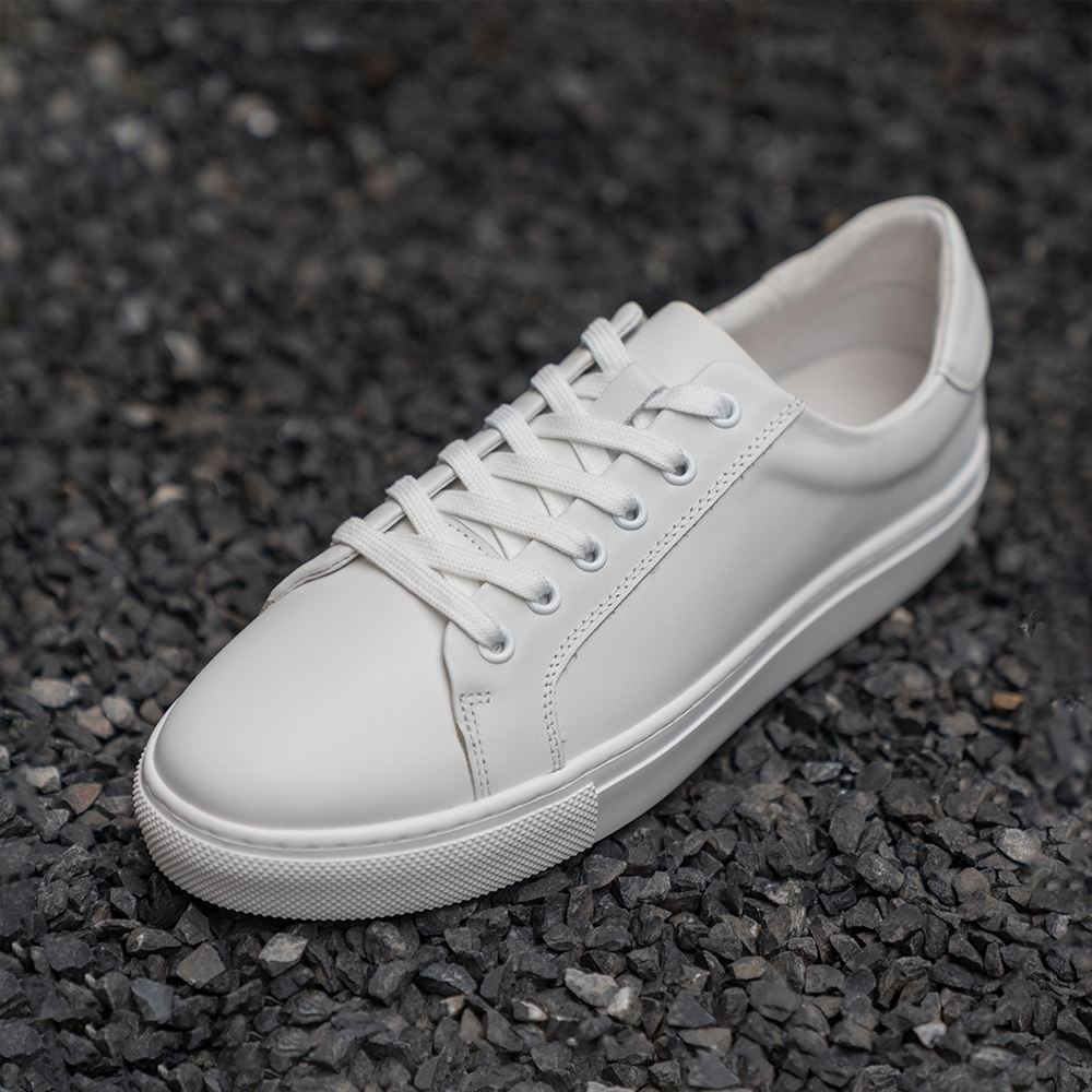 Ultralight White Sneakers OLCJ02