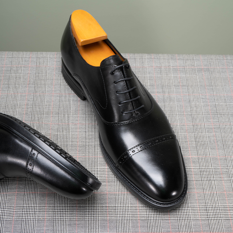 Quarter Brogue Oxfords OLDL24BK