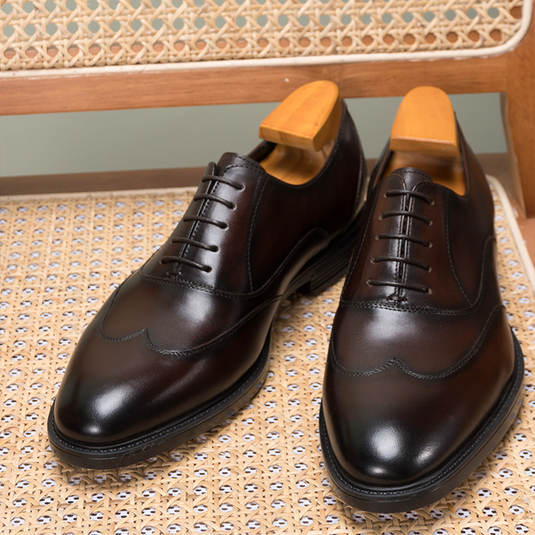 Minimalist Brogue Oxford Shoes OLH015CF