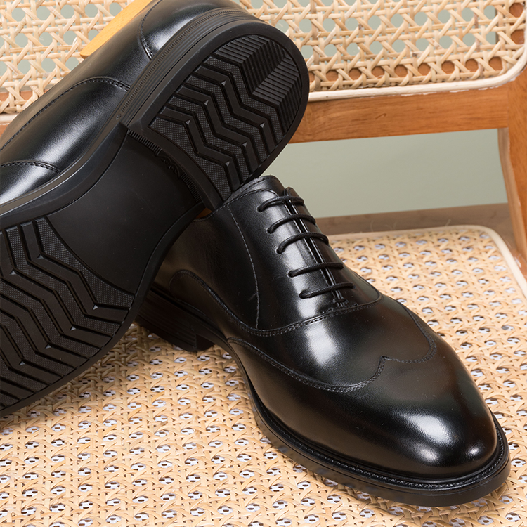 Minimalist Brogue Oxford Shoes OLH015BK